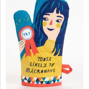 Blue Q MOST LIKELY TO MICROWAVE OVEN MITT